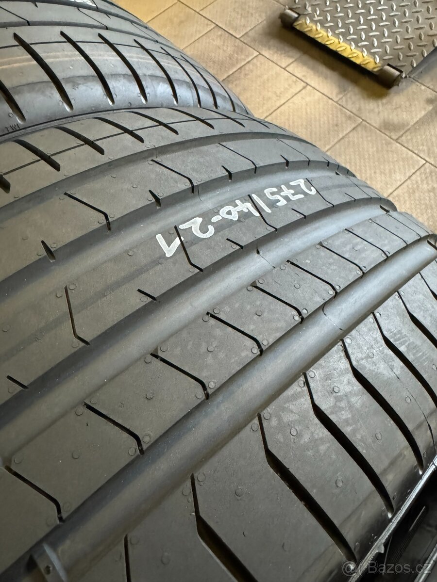 nové letní 275/40-21, 315/35-21 Pirelli RUNFLAT BMW,Mercedes - 3