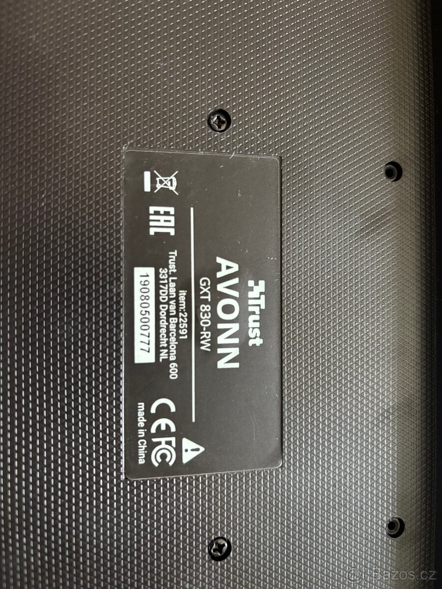 Herní klávesnice Trust avonn gxt 830-rw - 3