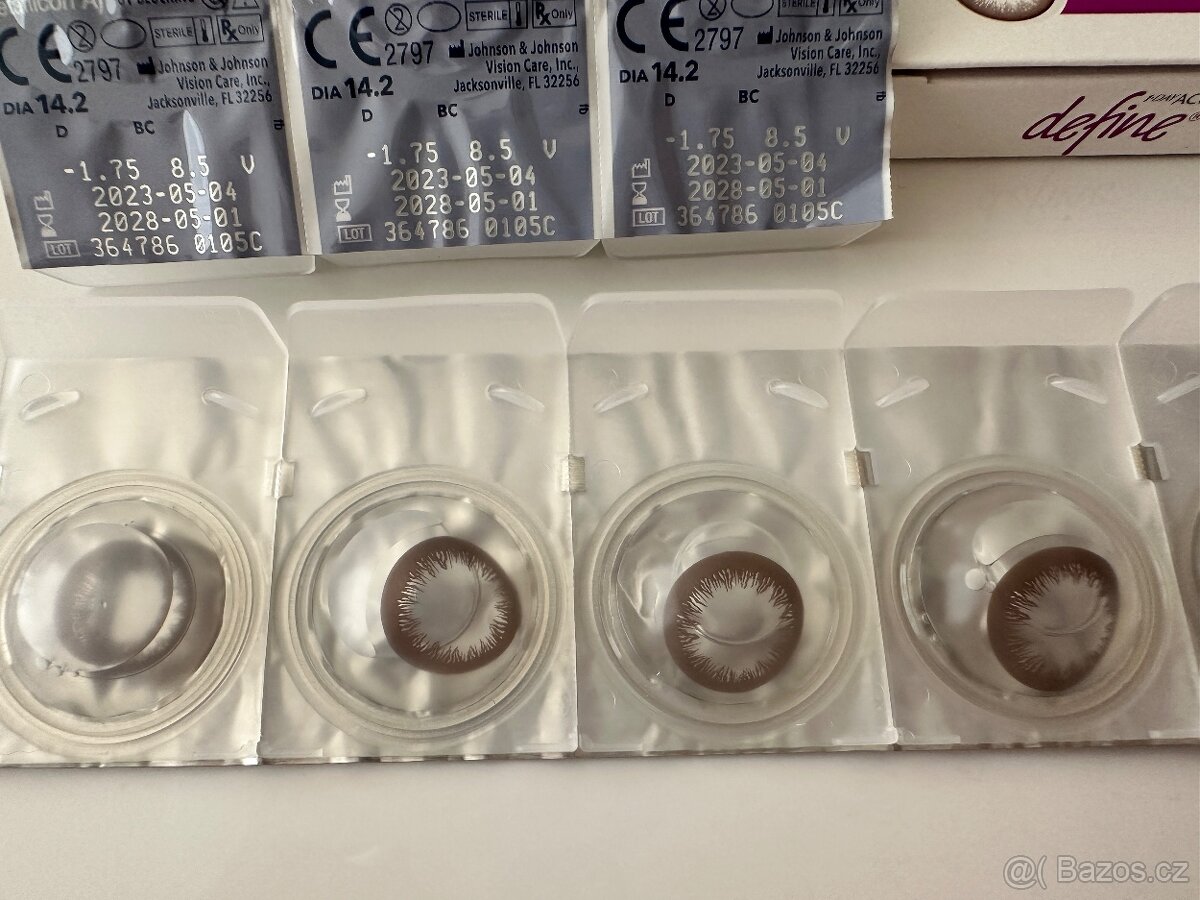 Acuevue Barevné kontaktní čočky hnědé -1.75 - 3