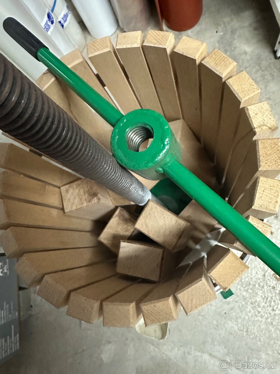 Ruční lis na ovoce, dřevěný kvalitní, pc 3000 - 3