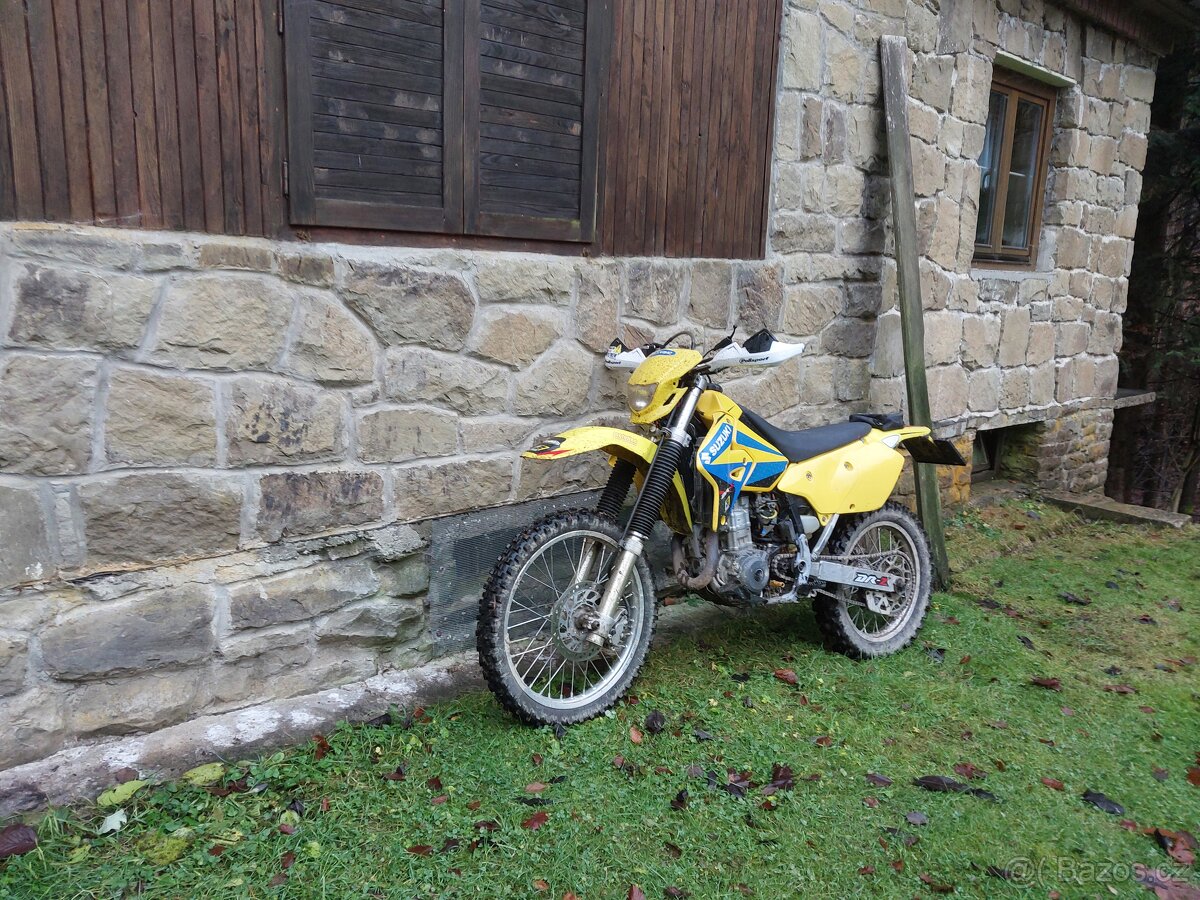 Suzuki DRZ 400 - 3