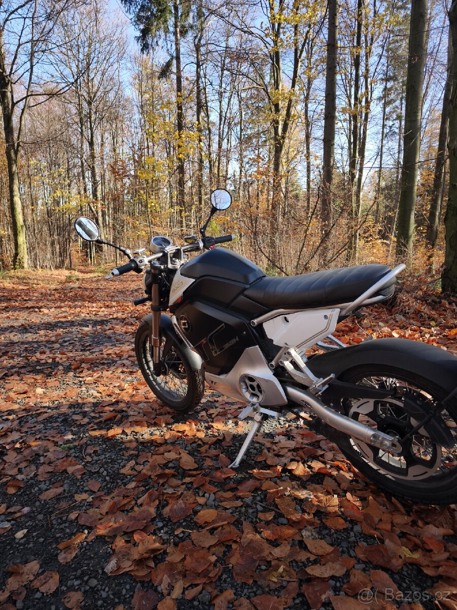 Super Soco TC Max - 3