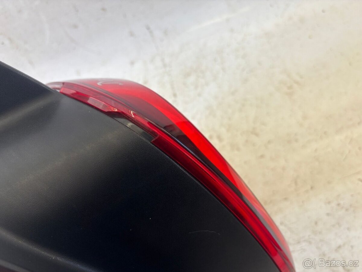 Zadní pravé světlo Dacia Duster 2 - 3