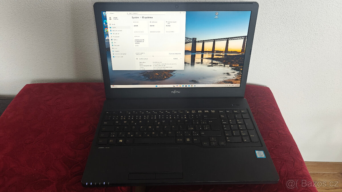 Fujitsu Lifebook A557, i5, 16 GB RAM, SSD 500 - 3