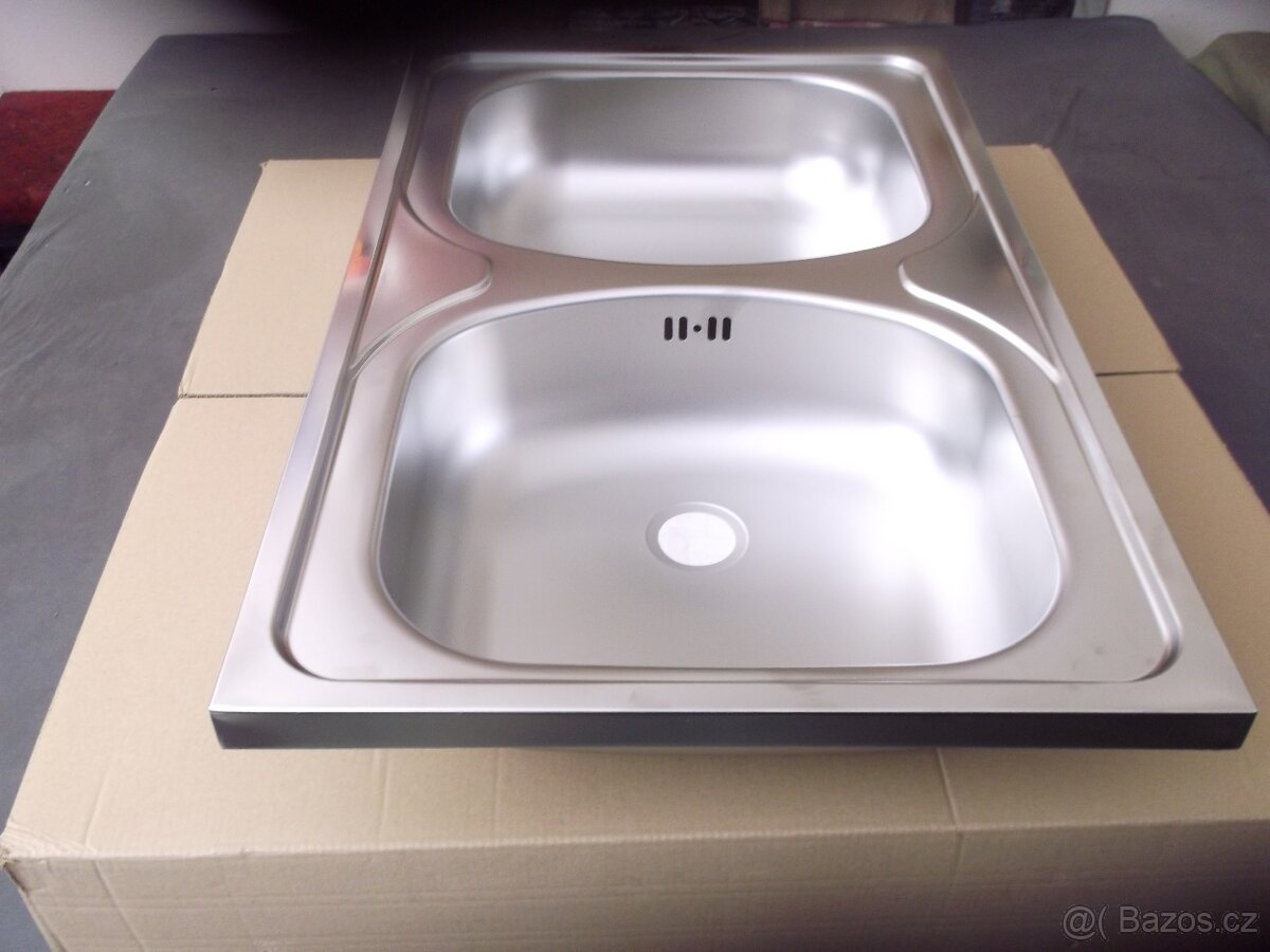 Nerezový dvojdřez - 3