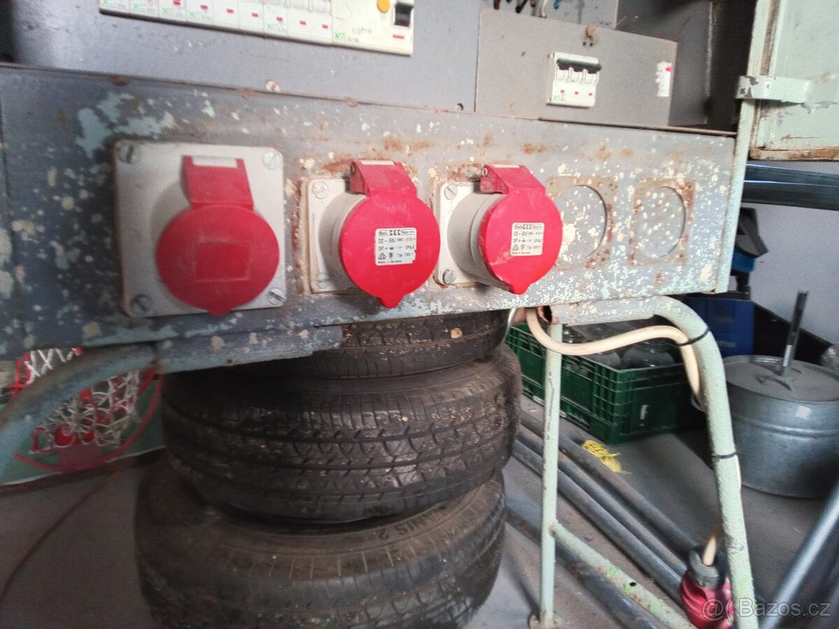 Stavební rozvaděč - 3