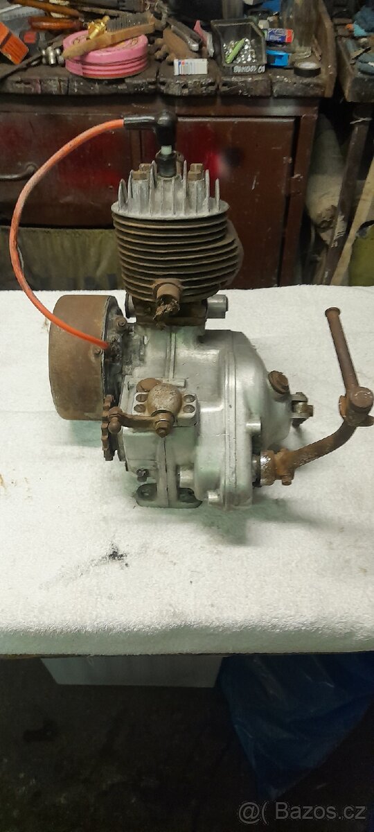 Čz 175 předválečná jednovýfuk - 3