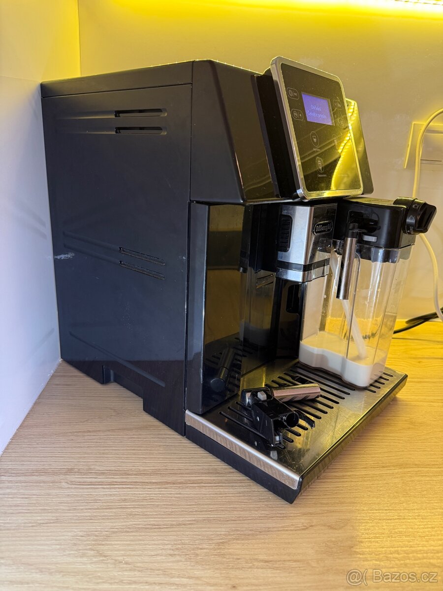 Prodám kávovar delonghi perfecta Evo - 3