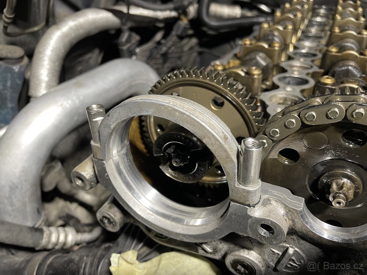 Náhradní šrouby do hlavy motoru M57 - 3