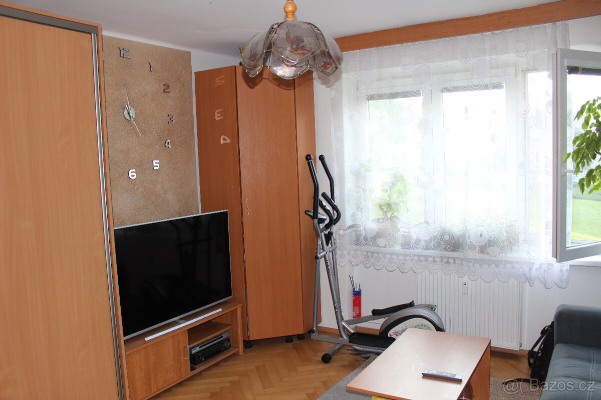 Byt 2+1 v Čelákovicích - 3
