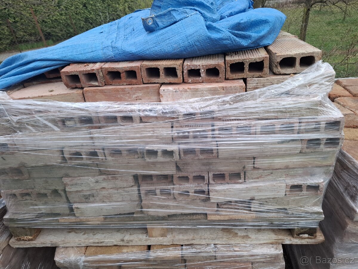 Staré cihly - 3