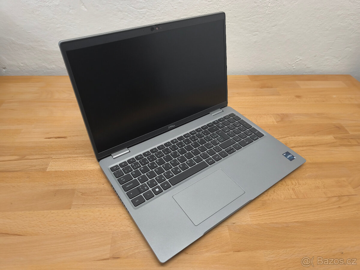 Dell Lattitude 5530 - 3