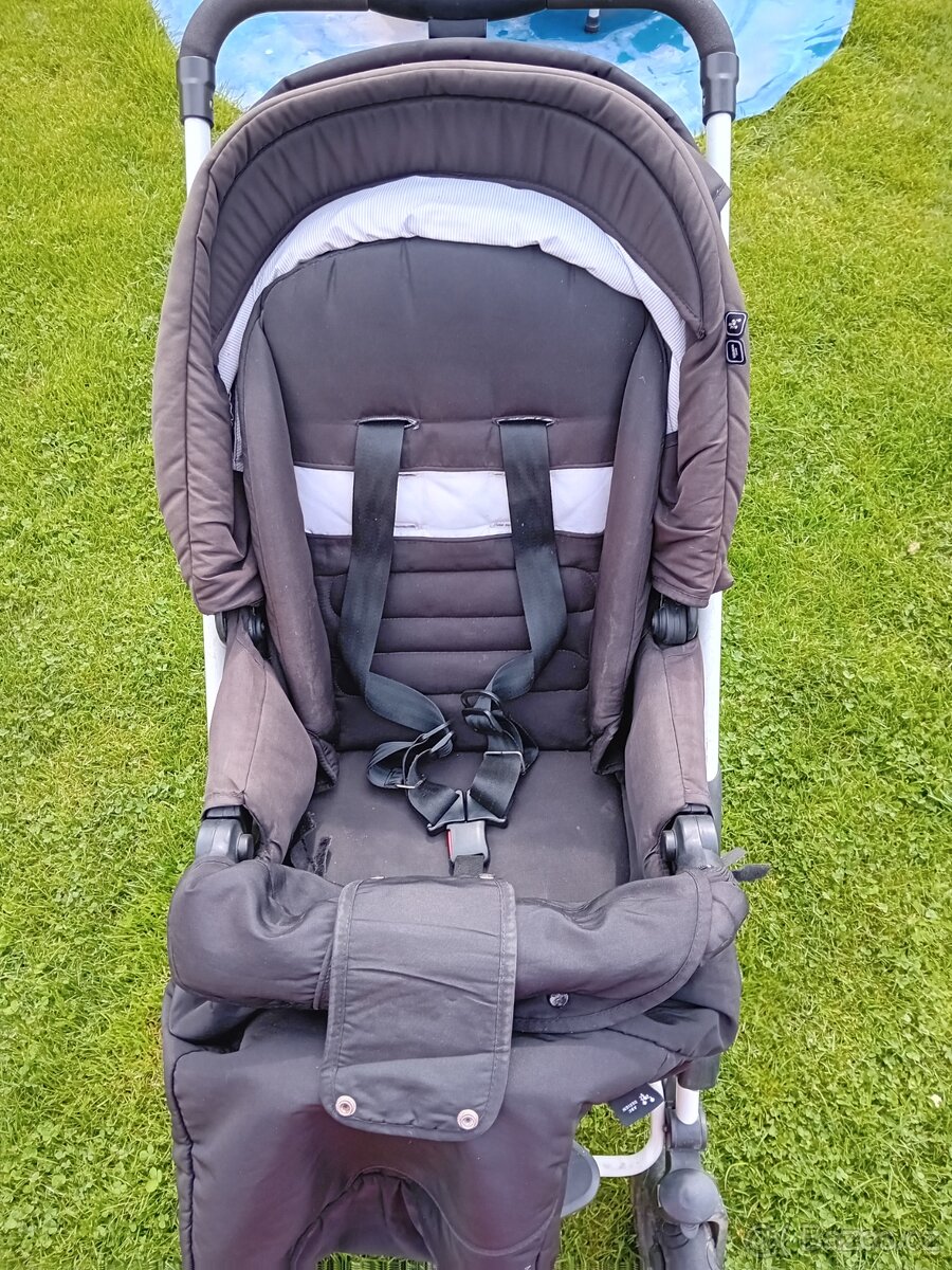 Kočárek, autosedačka - 3