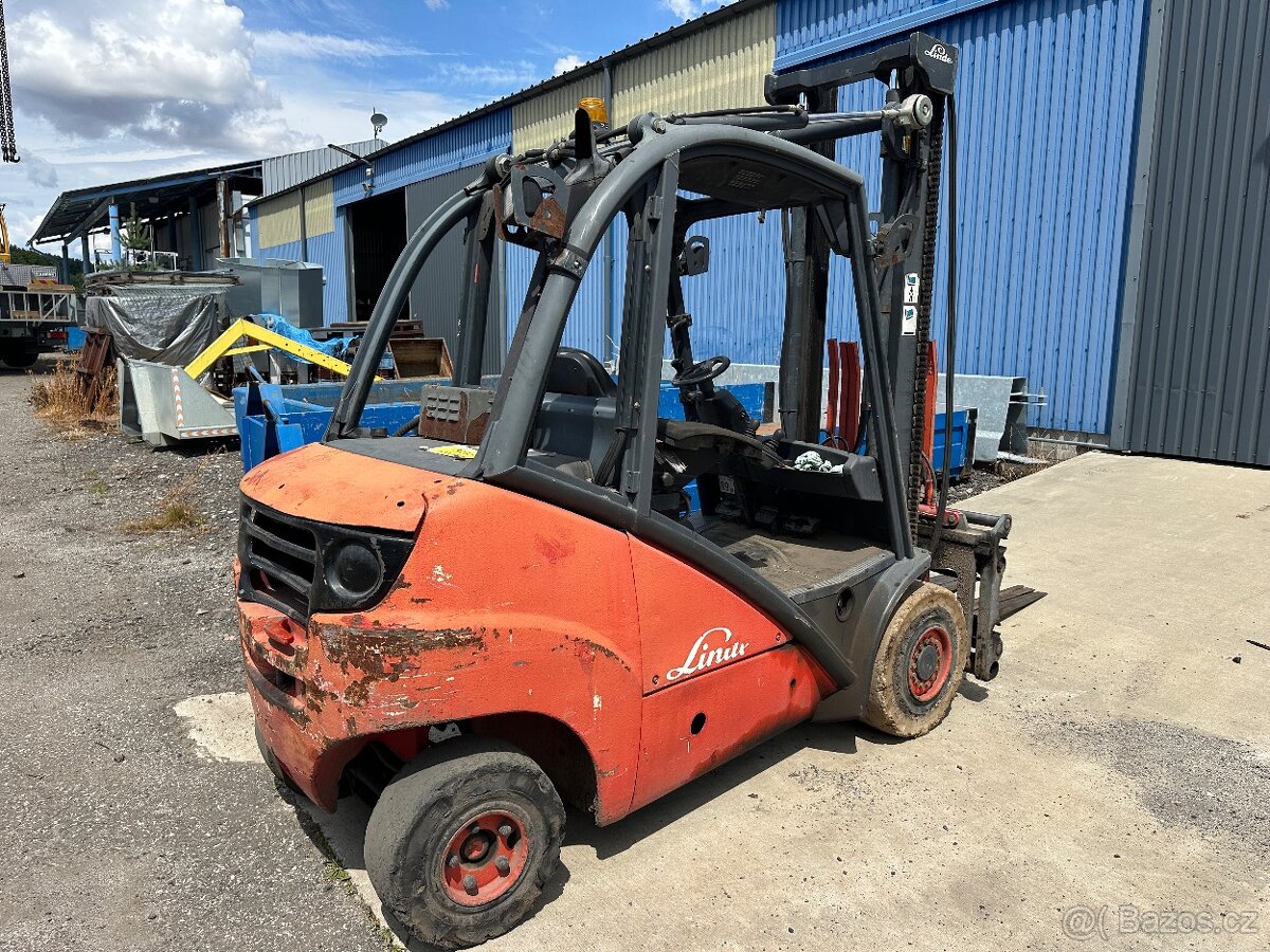 Vysokozdvižný vozík čelní Linde H300 - 3