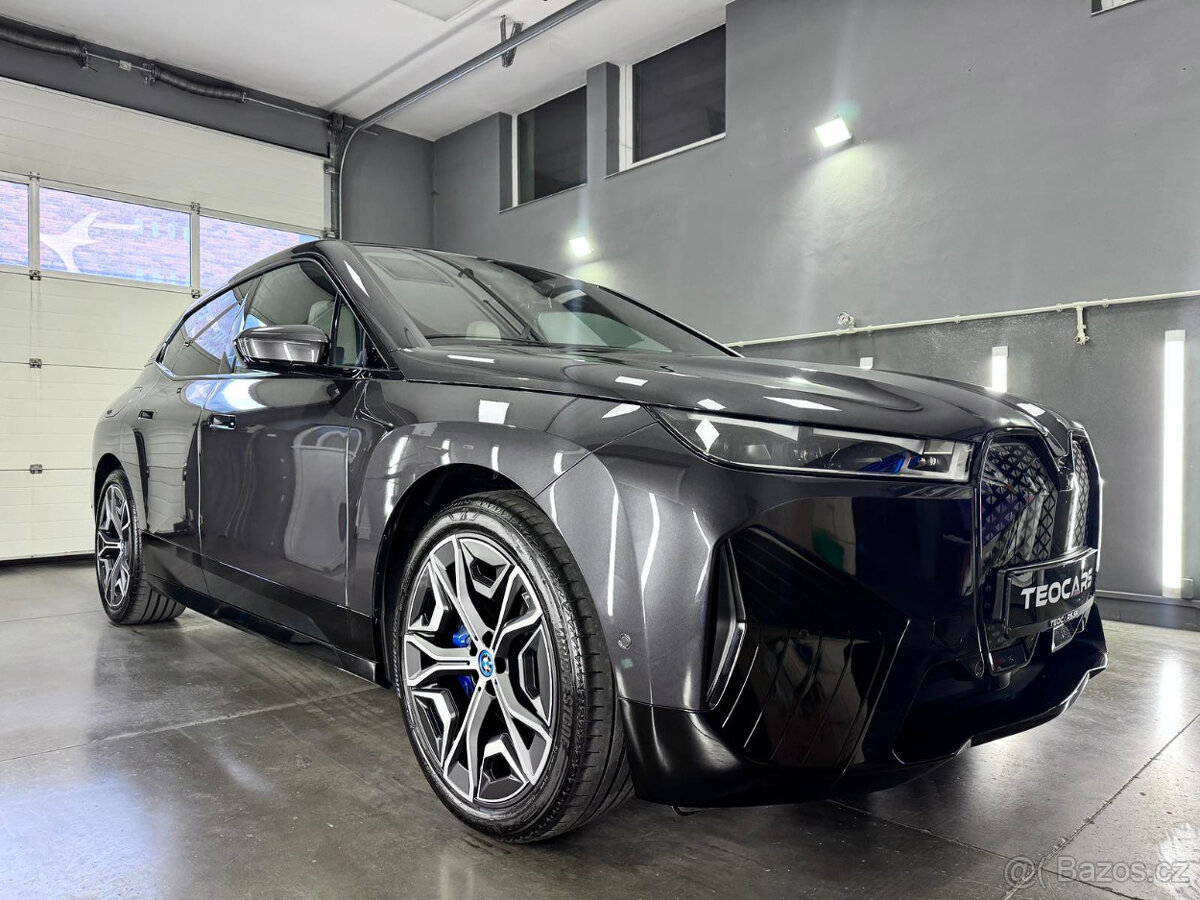BMW iX Xdrive 40 SPORT - 3