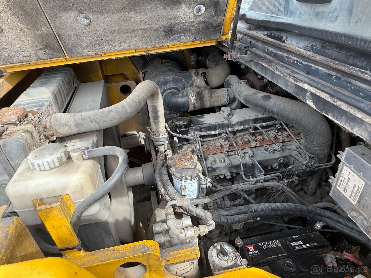 Vysokozdvižný vozík Hyundai HDF 70-7s - zvedá 7t - 3