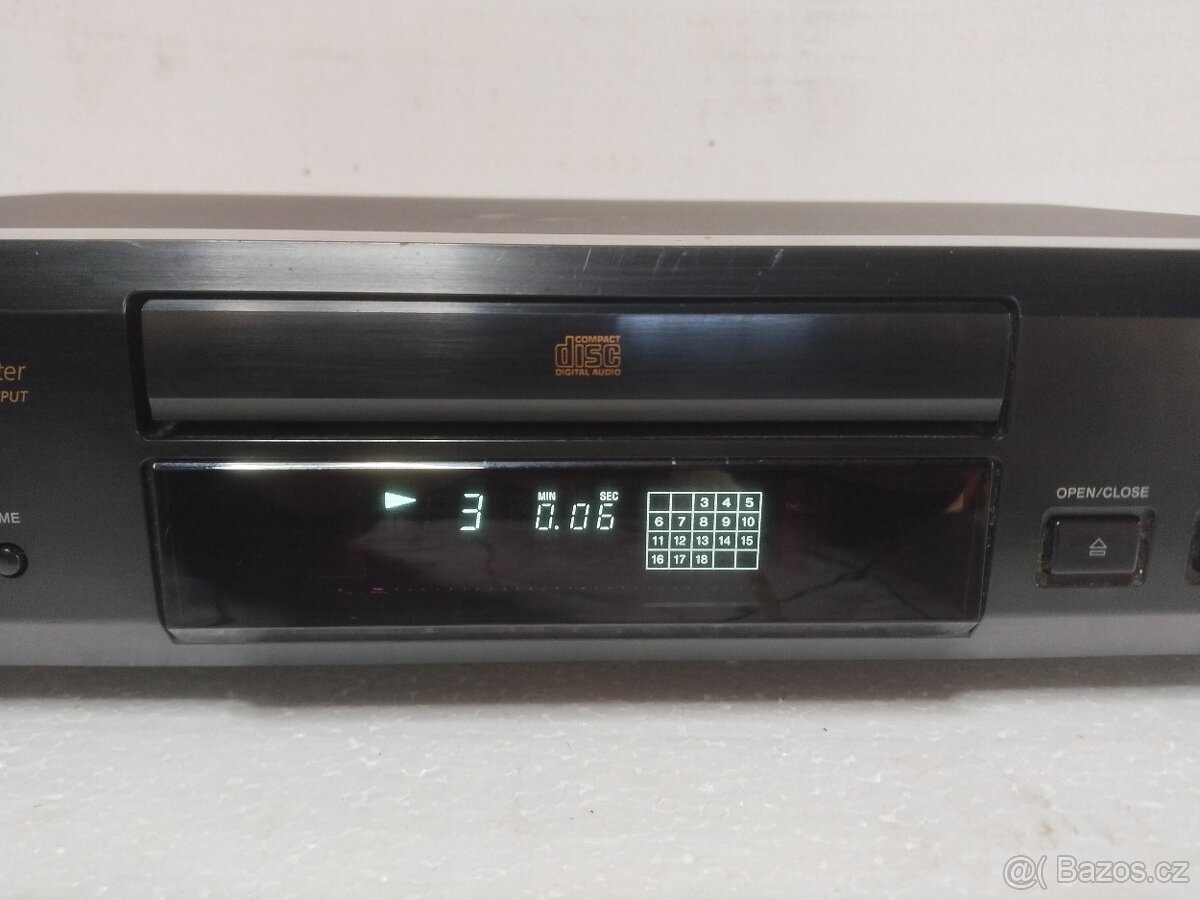 Sony CDP-XE220 Stereofonní přehrávač kompaktních disků (1998 - 3
