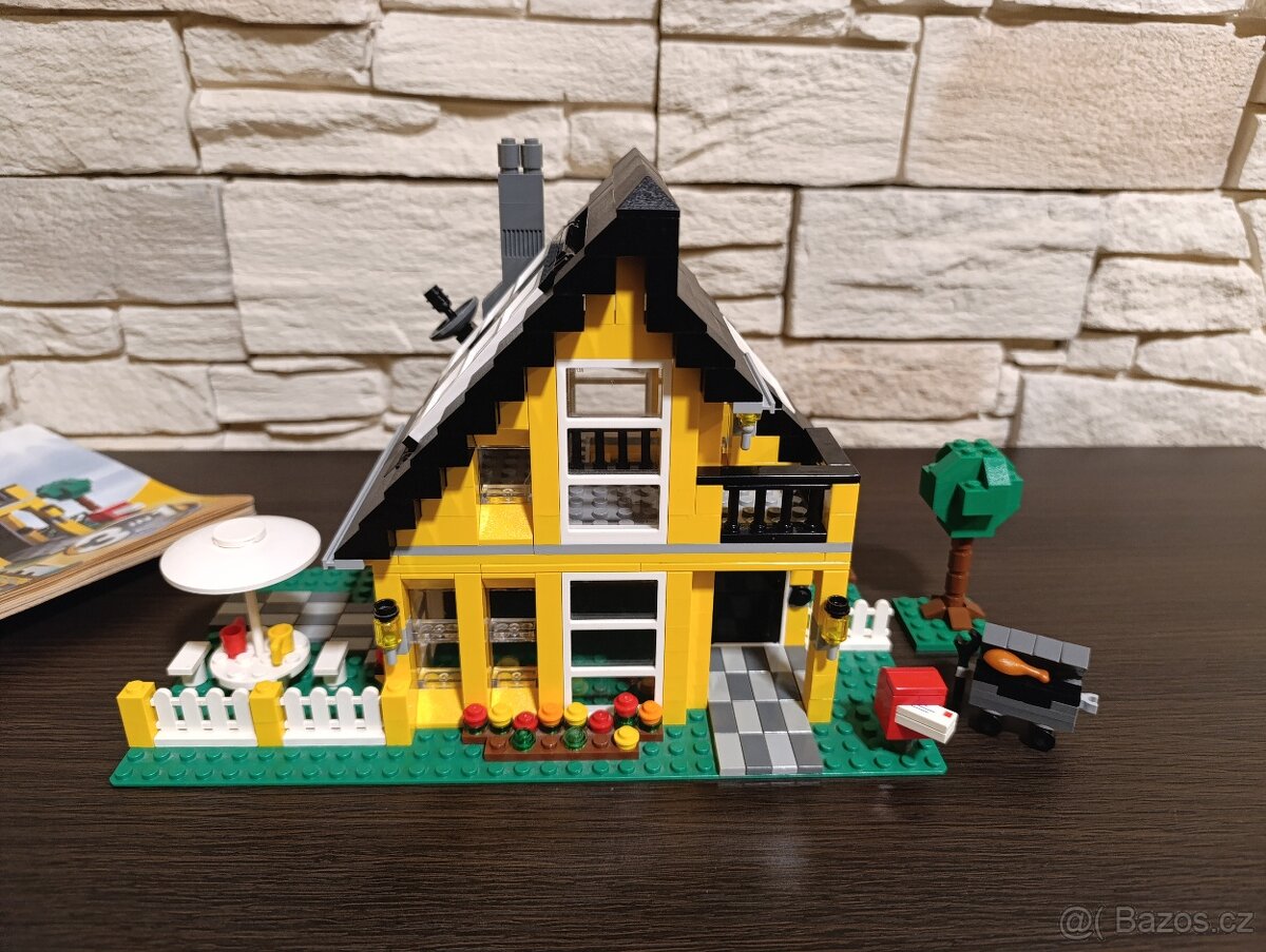 Lego 4996 plážový dům a 10720 helikoptéra. - 3