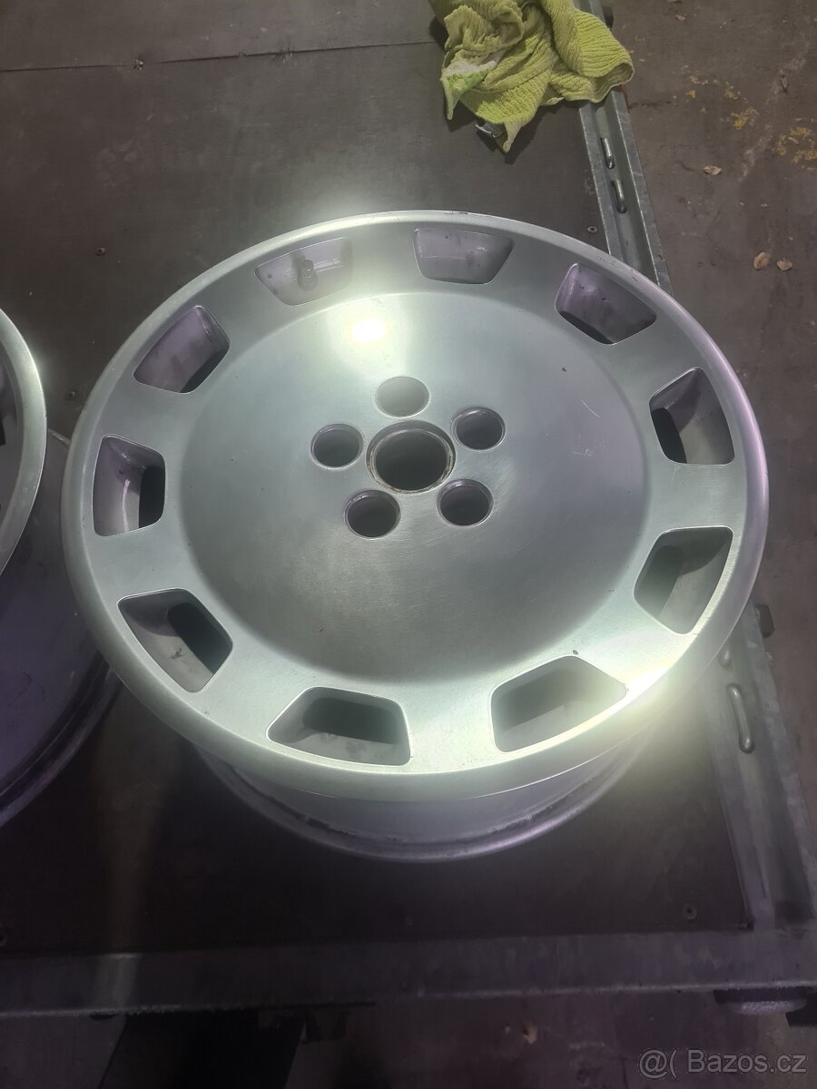 Kanál dekl Audi S8, 18 - 3