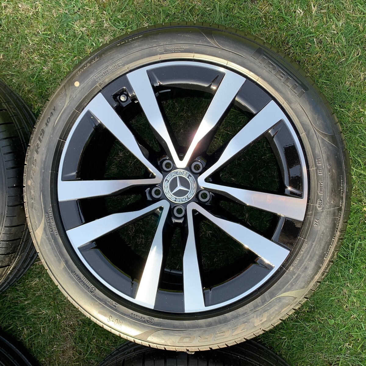 NOVÁ Original kola Mercedes S Class 255/45/19 letní - 3