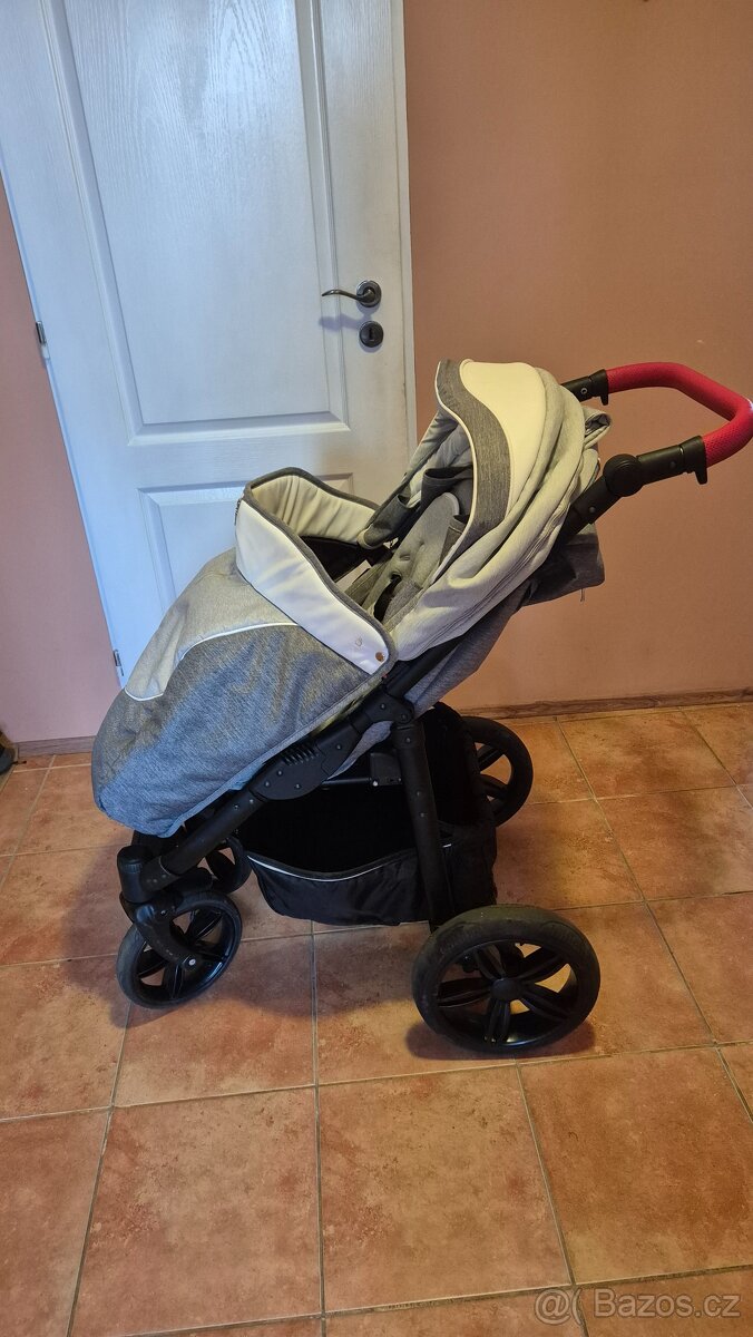 Golfový kočárek - 3