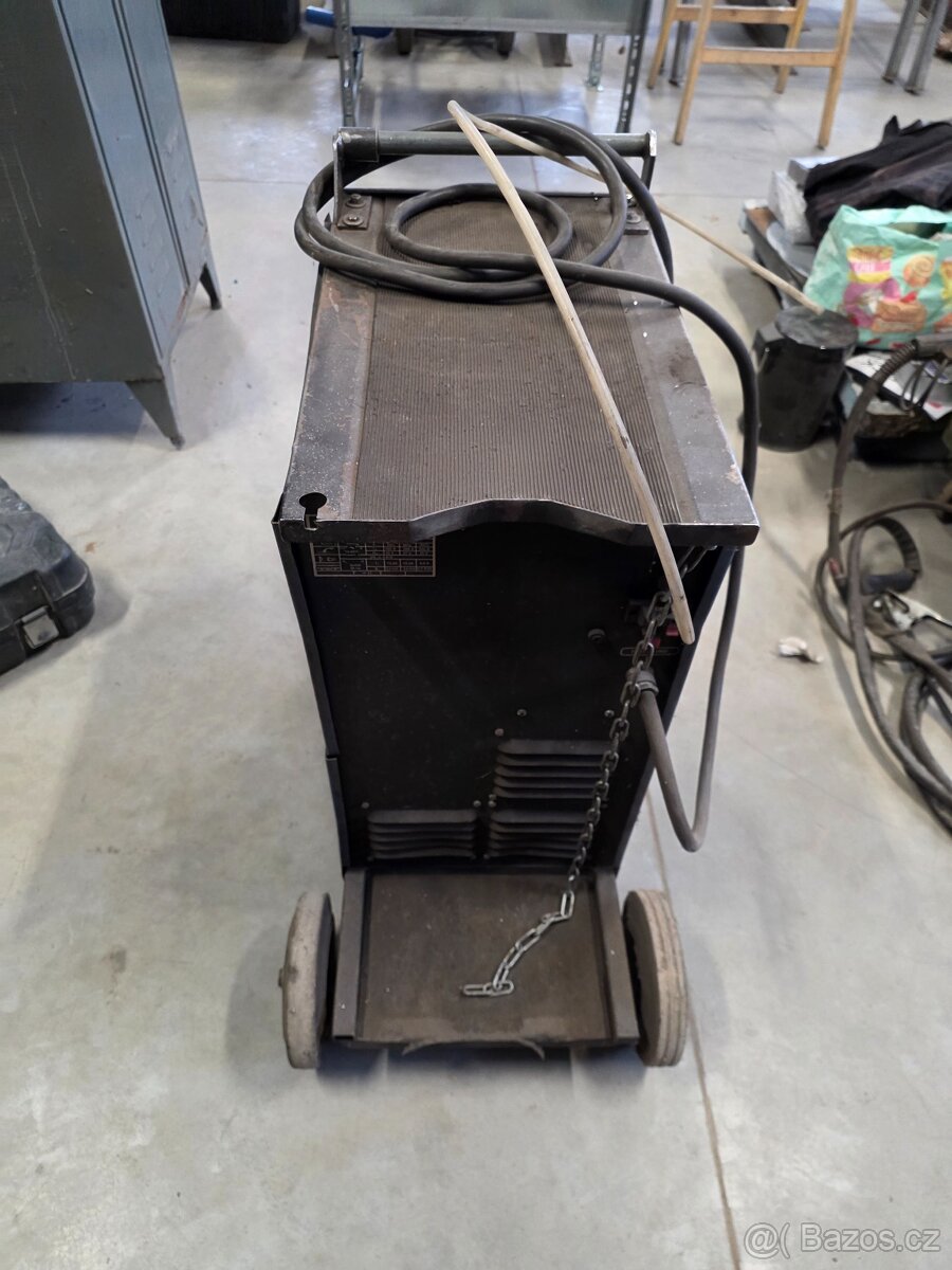 Svářečka KIT 285 - 3