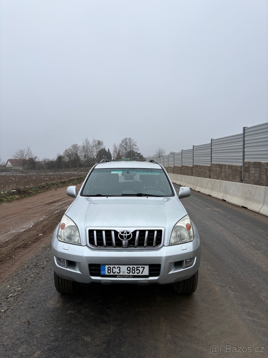 Toyota Land Cruiser 120 3.0 D-4D 6Q - 3