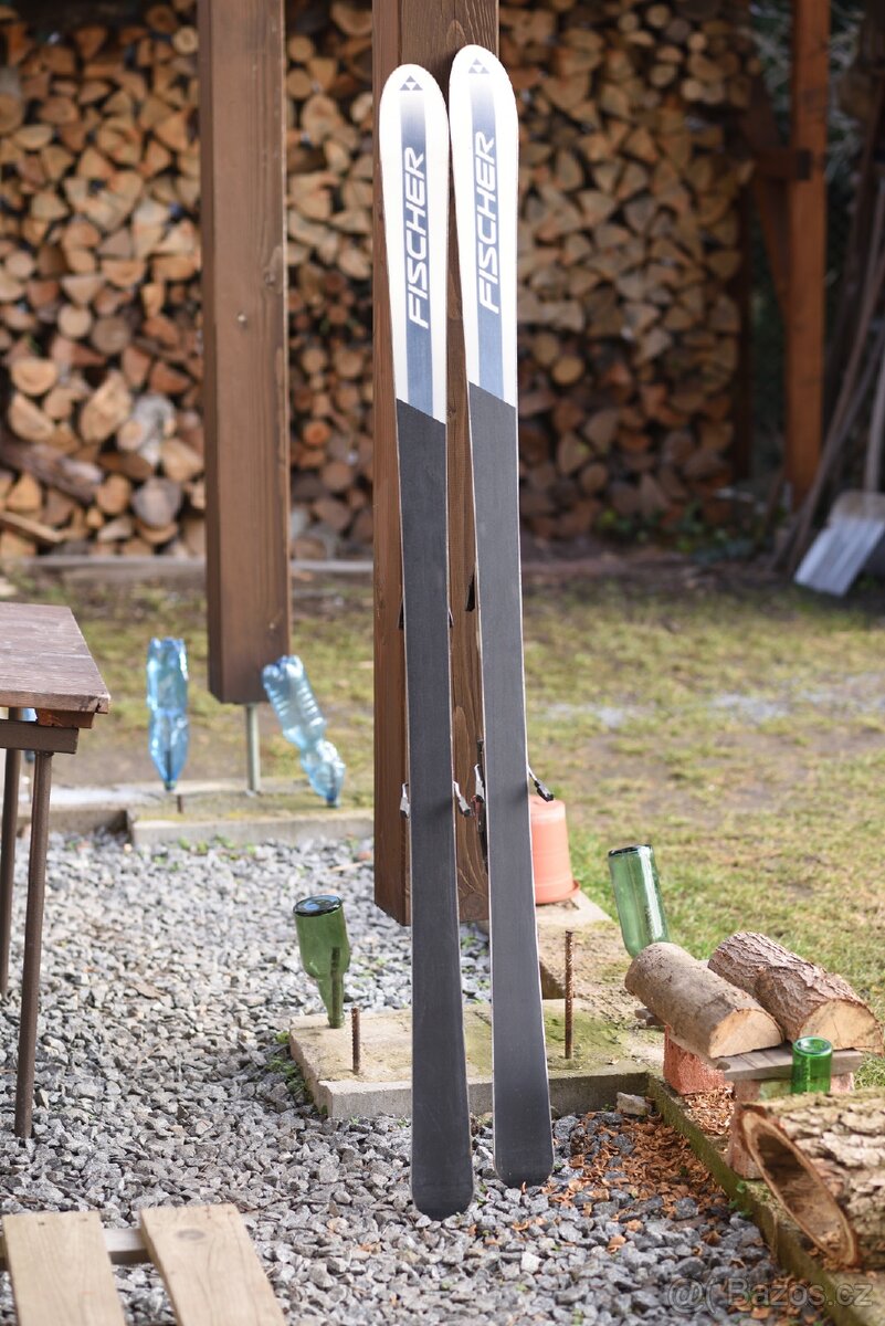 Sjezdové lyže Fischer - 3