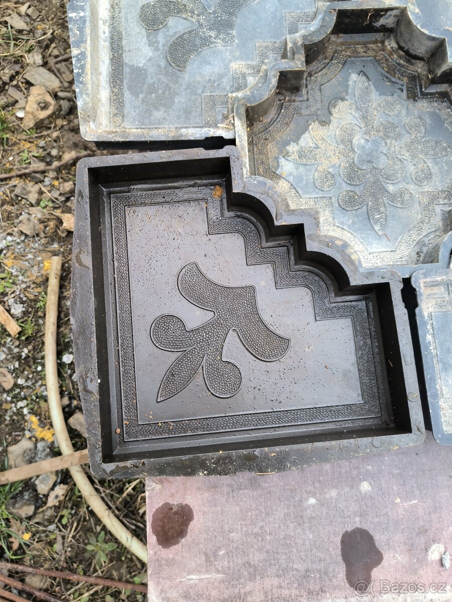 Formi za poloviční cenu - 3