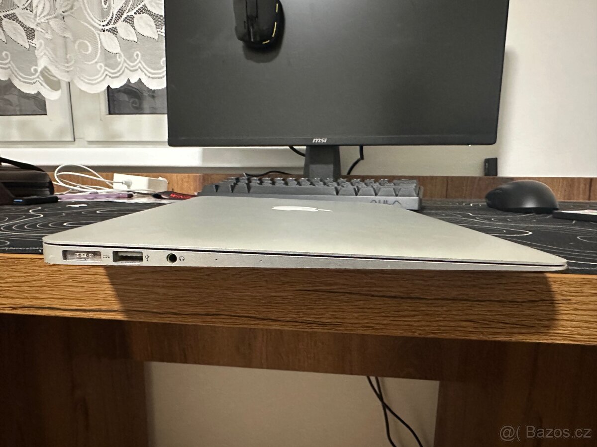 Macbook air 13(2017) - 3