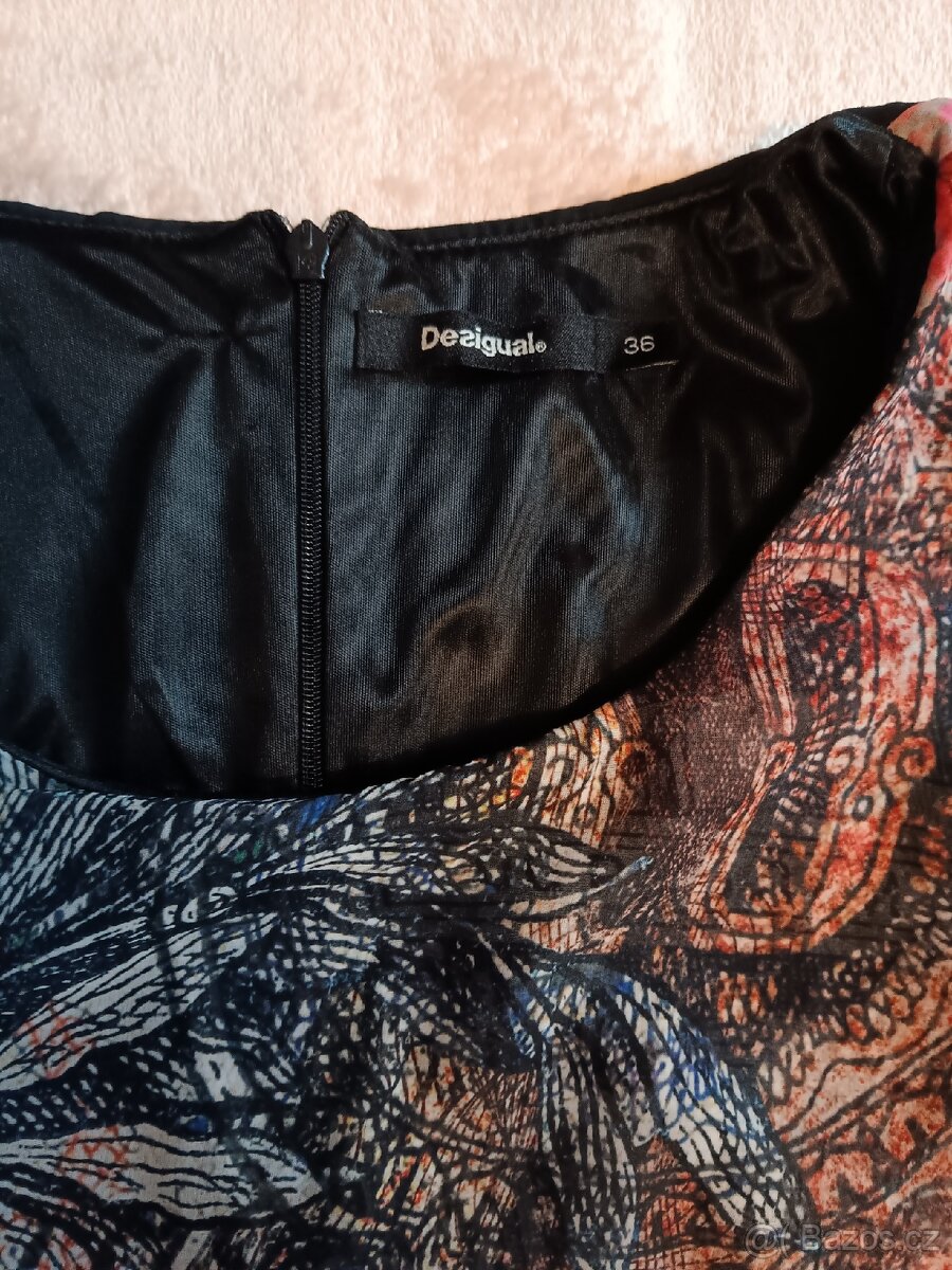 Luxusní šaty Desiguál vel.36 - 3