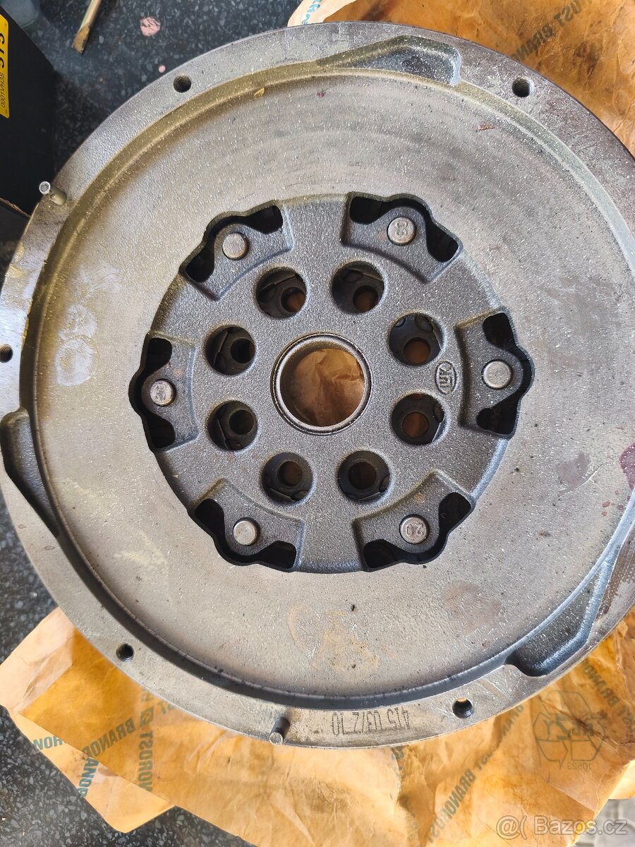 Dvouhmota Peugeot setrvačník - 3