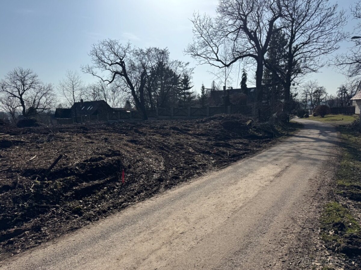 Prodej stavebního pozemku 910m2 - 3