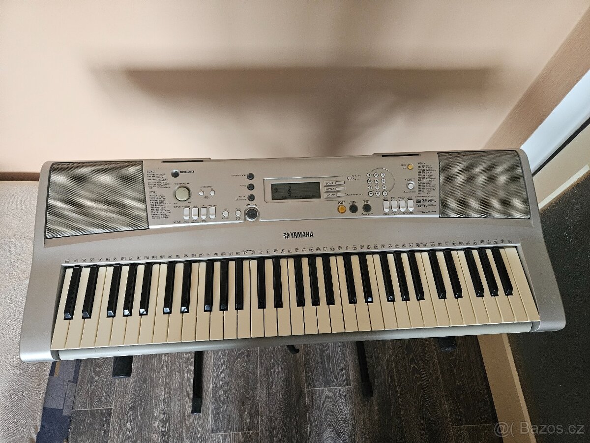 Klávesy Yamaha - 3