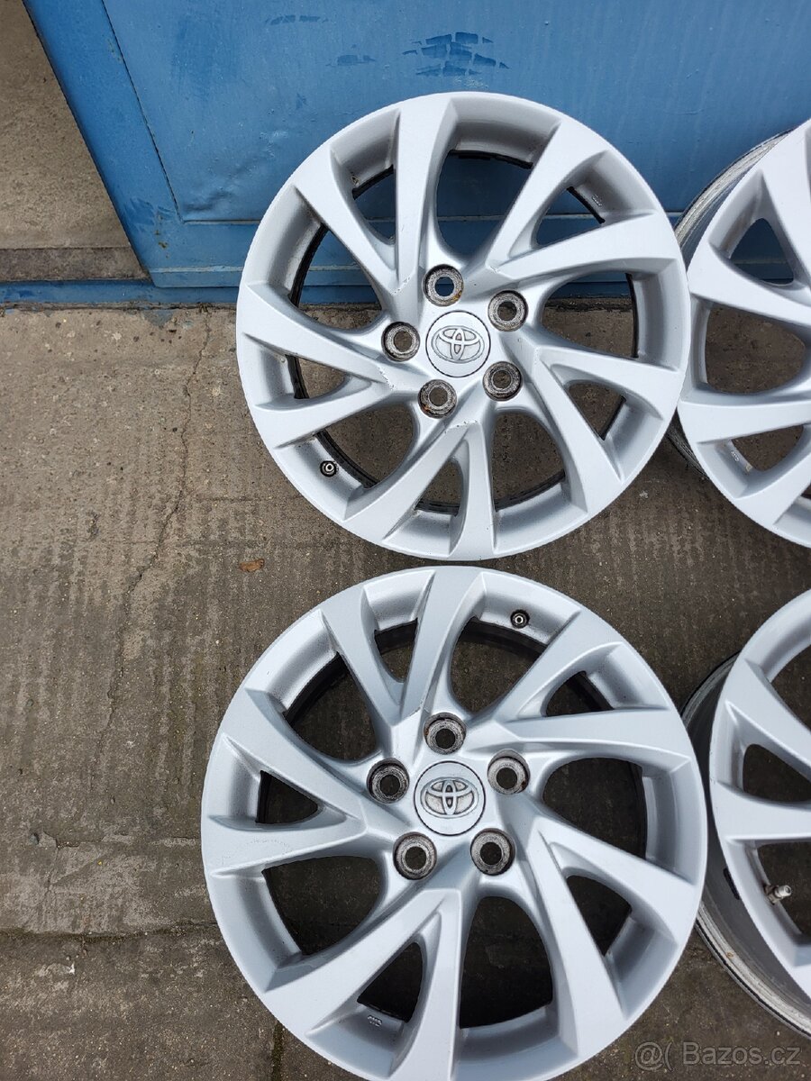 16" sada Orig. Toyota/ 5x114.3 - 3