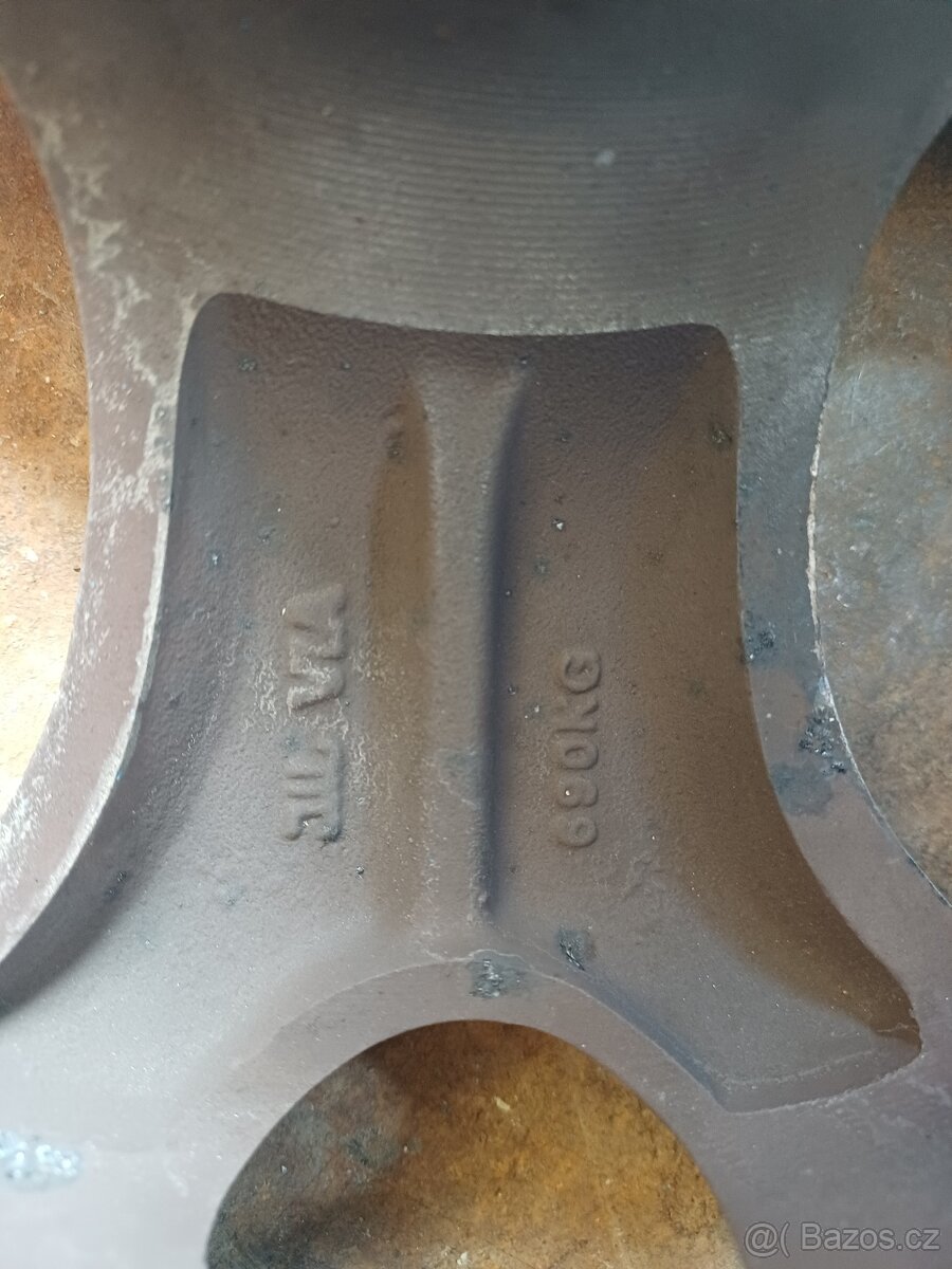 Alu 6,5j x 15 et 50 ford - 3