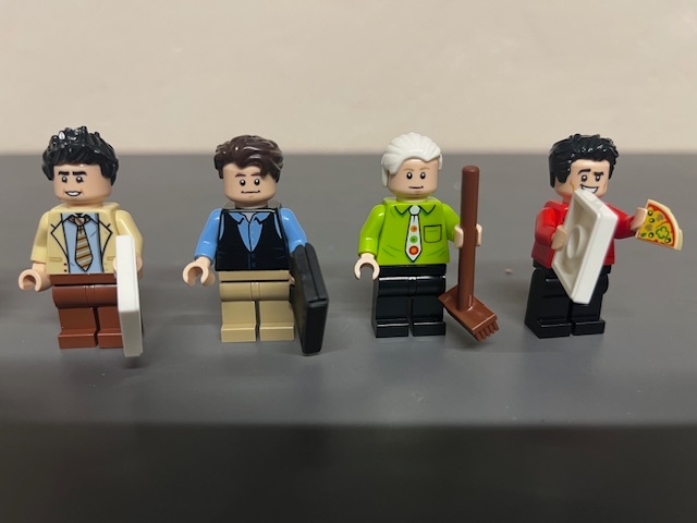 LEGO 21319 - 3