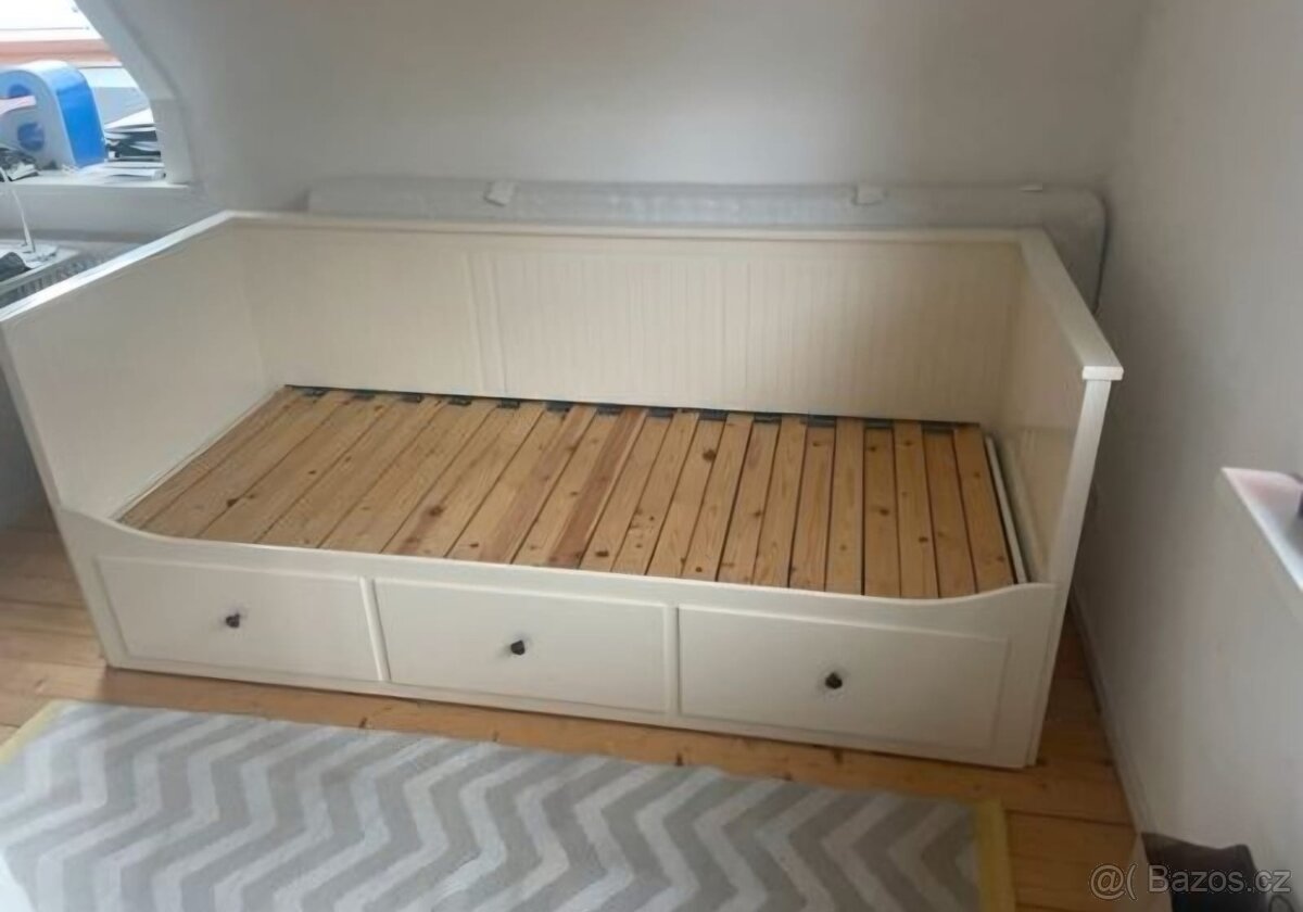 Postel Ikea Hemnes - 3