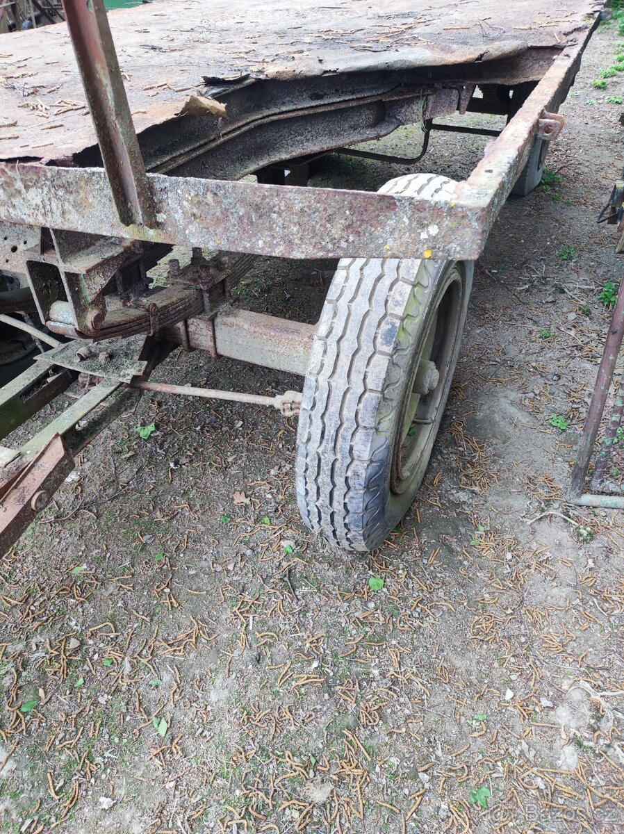Vlek , valník za traktor 3,5t. - 3