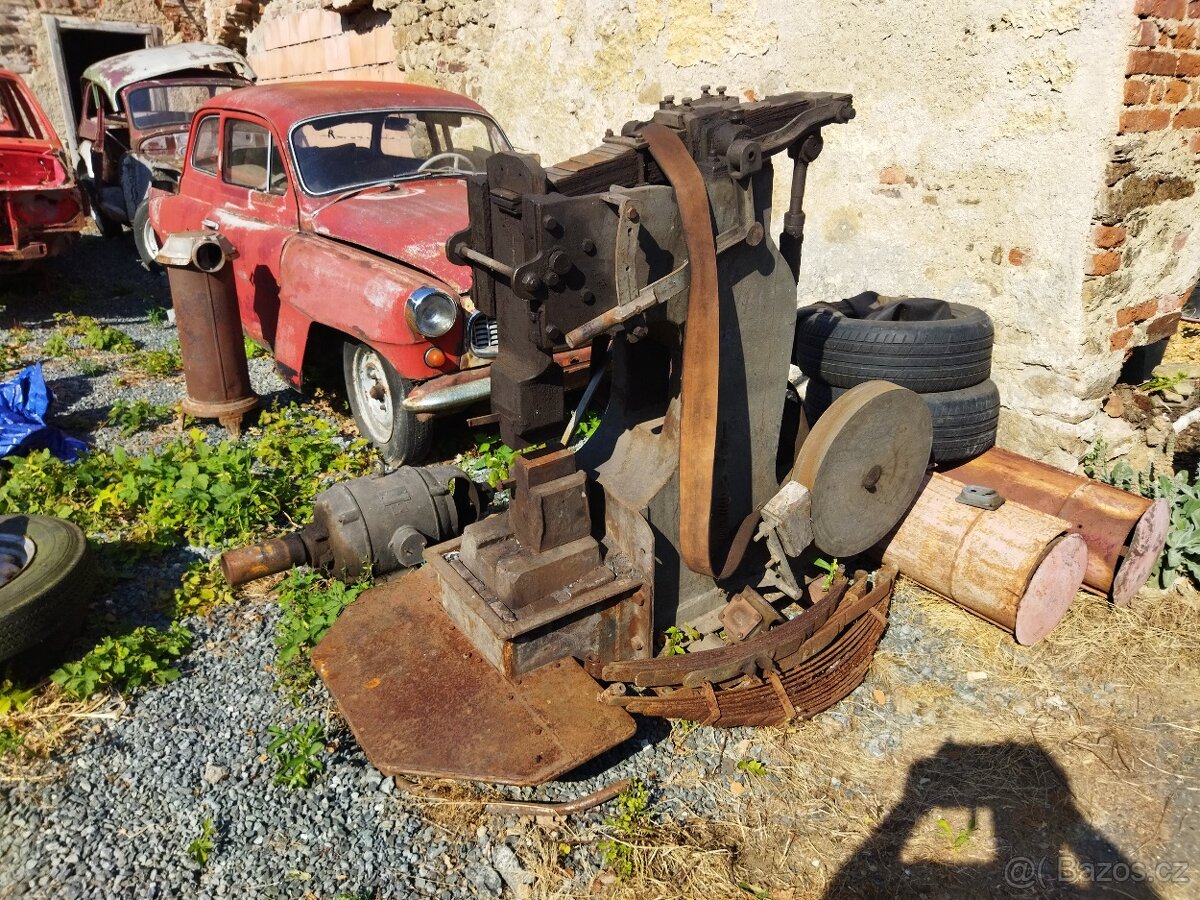 Kovářský buchar - 3
