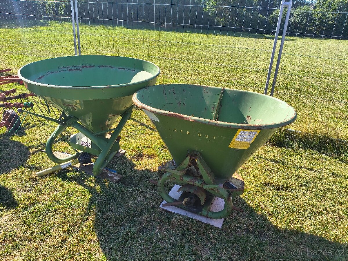 Práškovač Amazone 300 kg dva talíře - 3