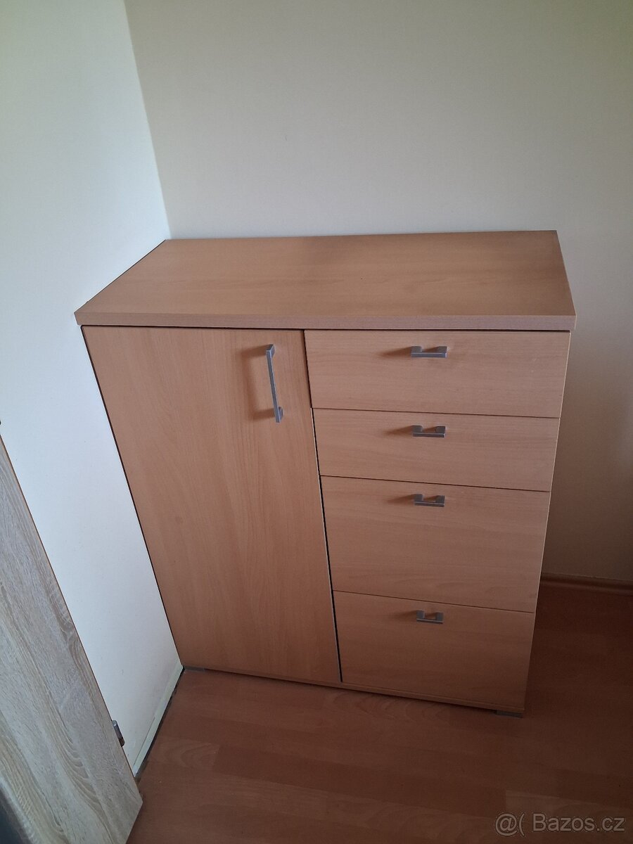 Pěkná komoda - 3