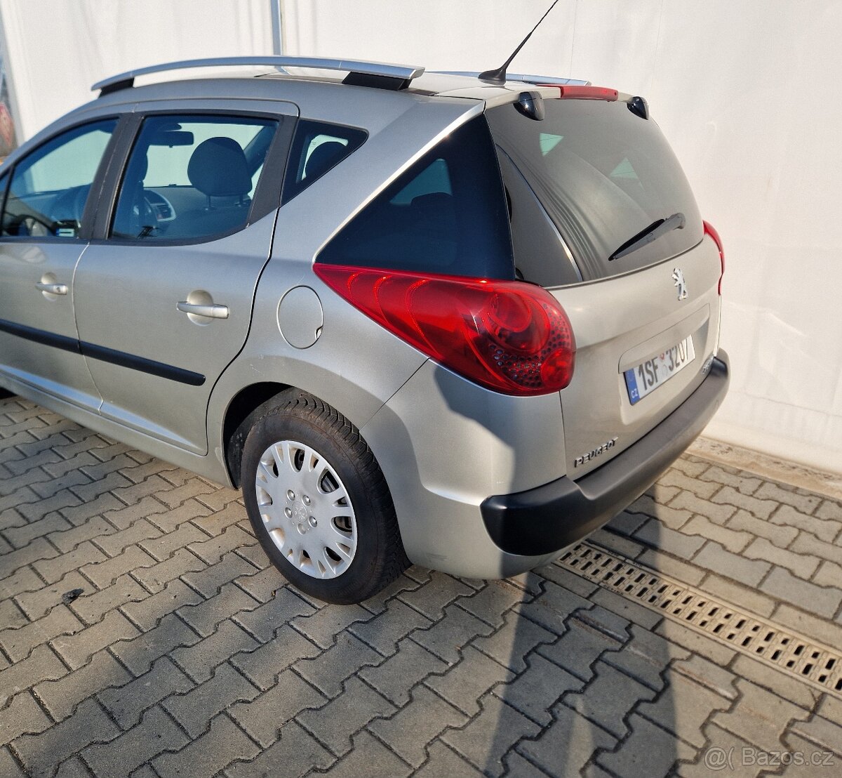 Peugeot 207 sw nafta 1.6 - 3