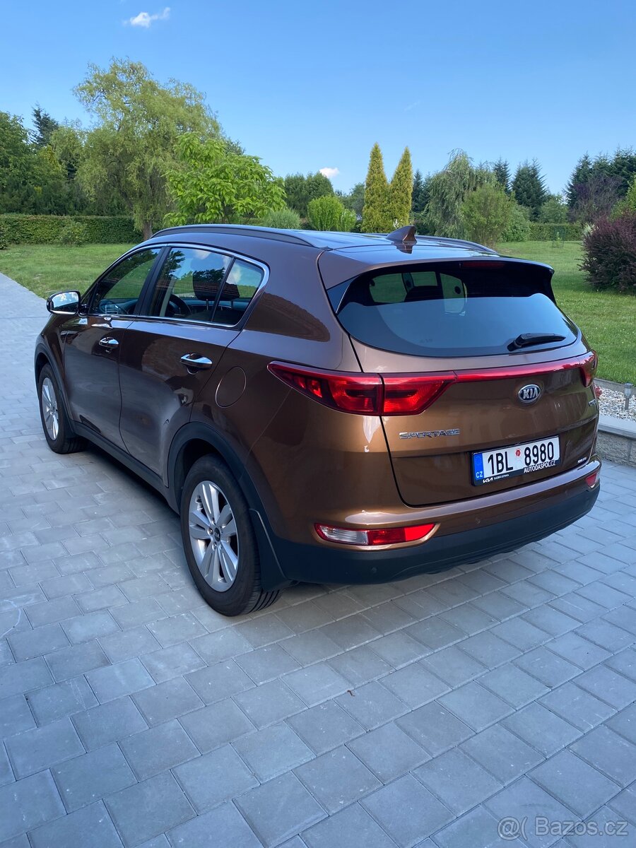 Kia Sportage 2016, 1.7 CRDi (85 kW) - 3