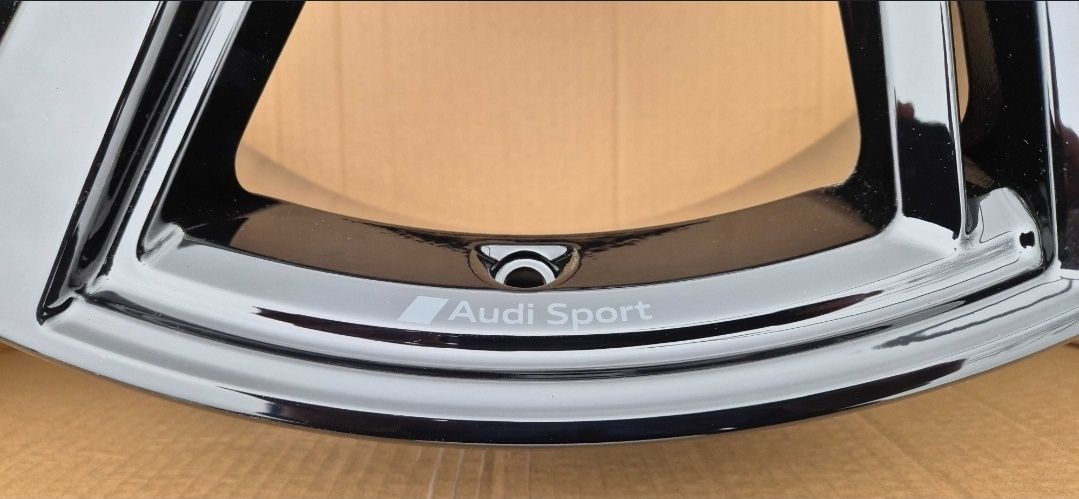 Nové originální alu kola Audi Sport RS6 R22 - 3