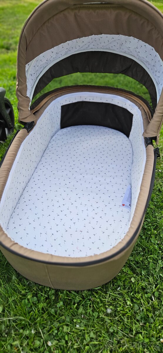 Kočárek po jednom dítěti - 3