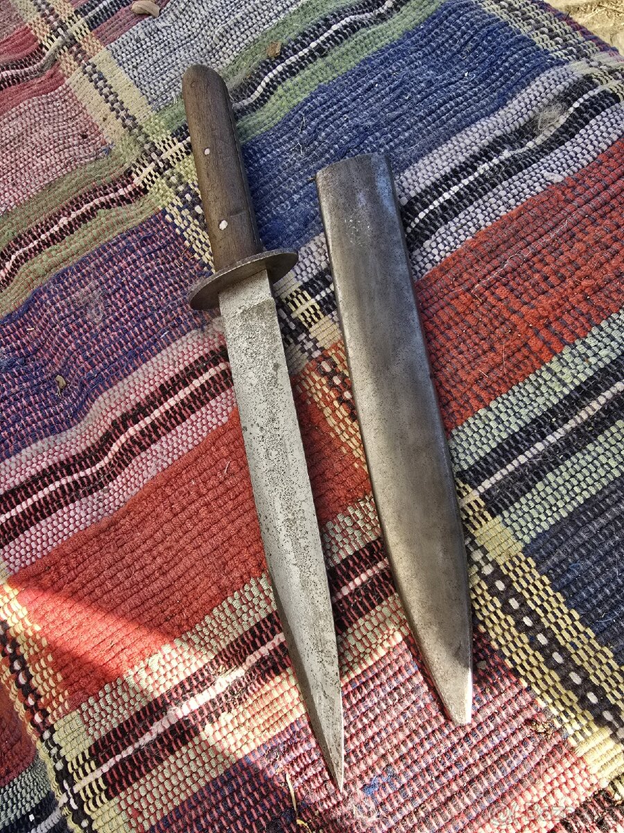 ÚTOČNÝ VOJENSKÝ NŮŽ MRKEV VZOR 1917 RU - 3