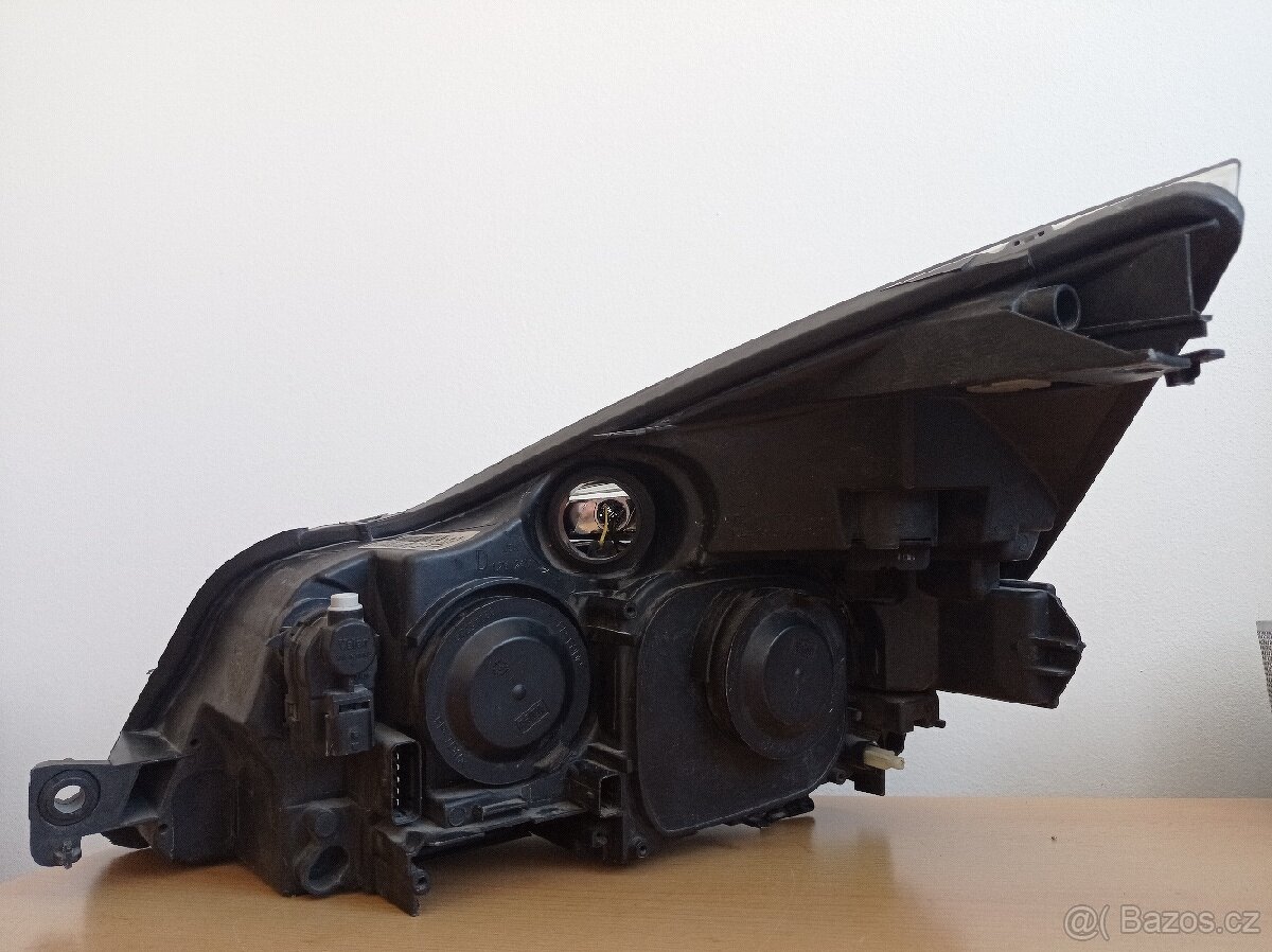Světlomet pravý 8200394704 - 3