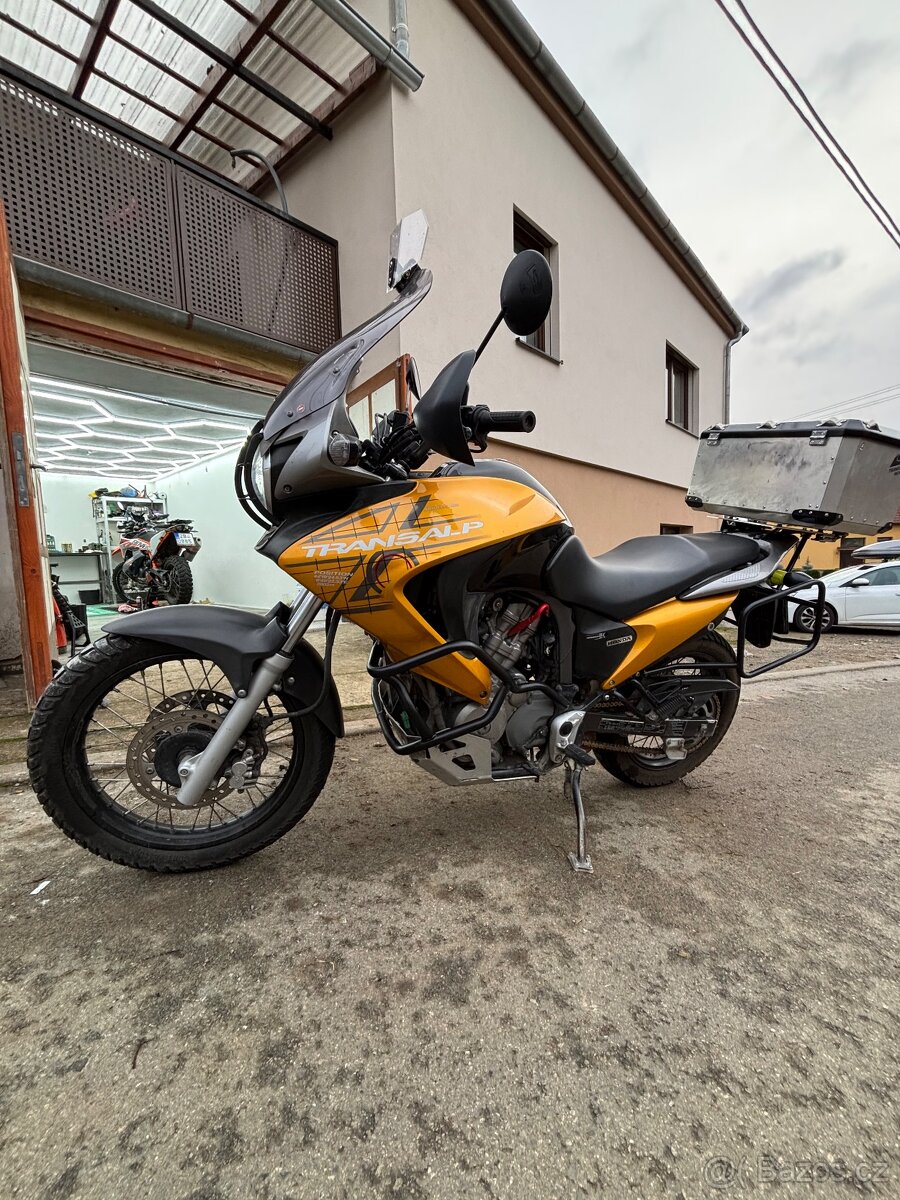 Honda transalp 700 - 3