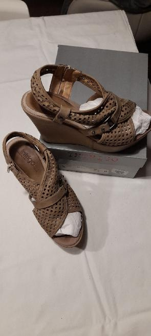 Sandále na platformě - 3